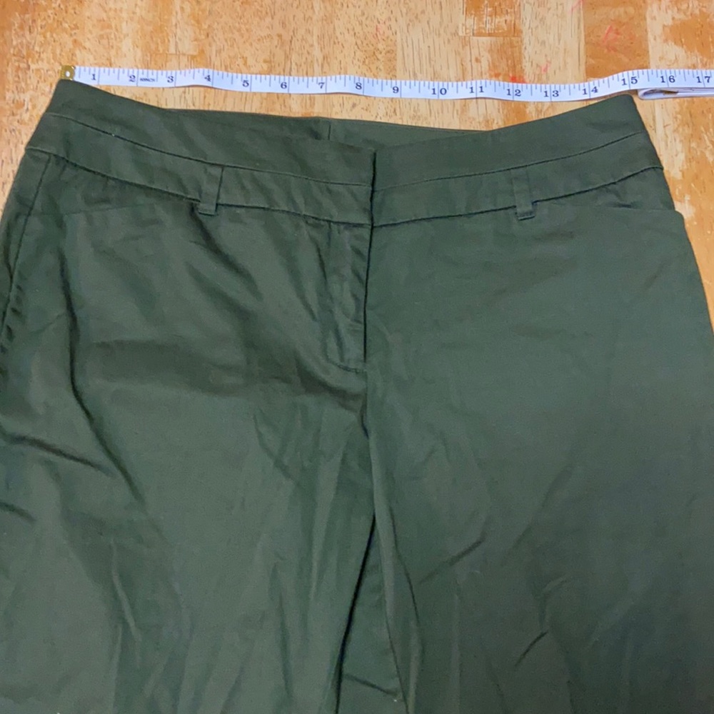 New york and company womans pant. Size 6 used.